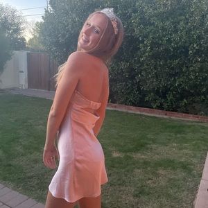 Meet your Posher, Ella